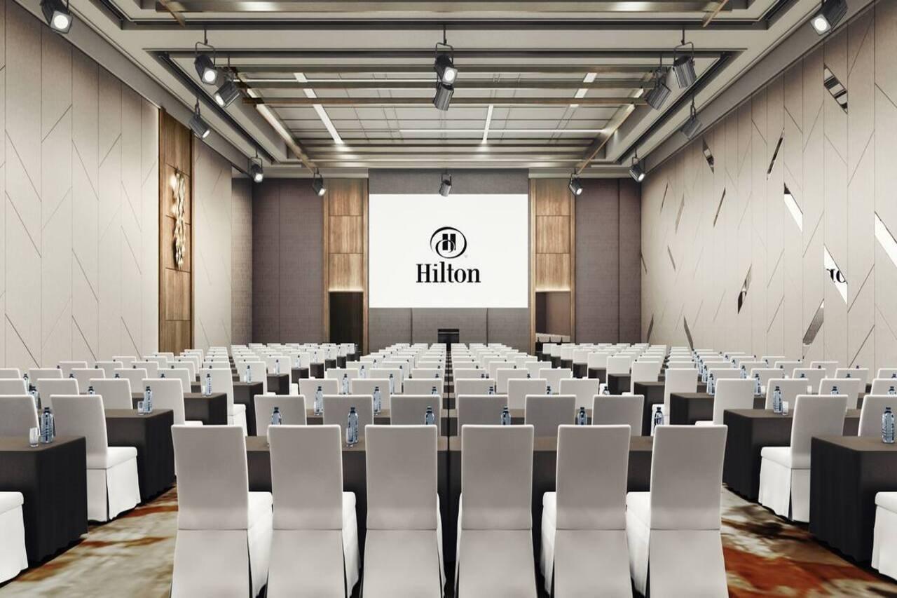 Hilton Hiroshima Hotell Exteriör bild